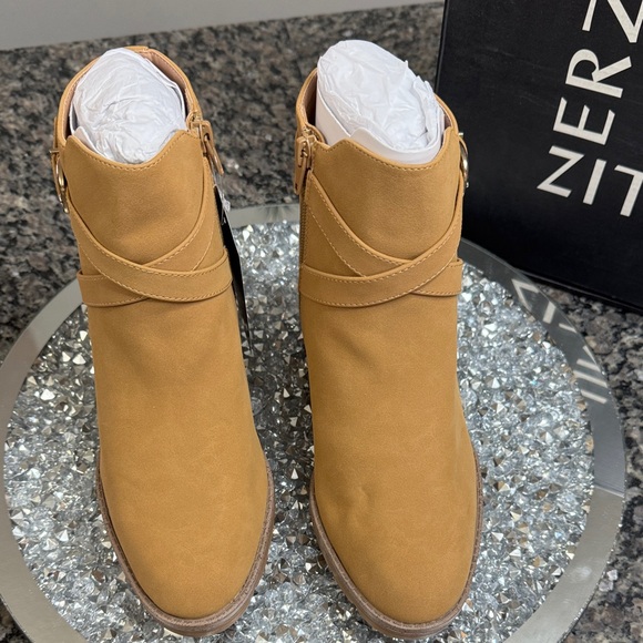 Naturalizer Women's Camel Ankle Booties NEW 8.5W - Picture 8 of 14